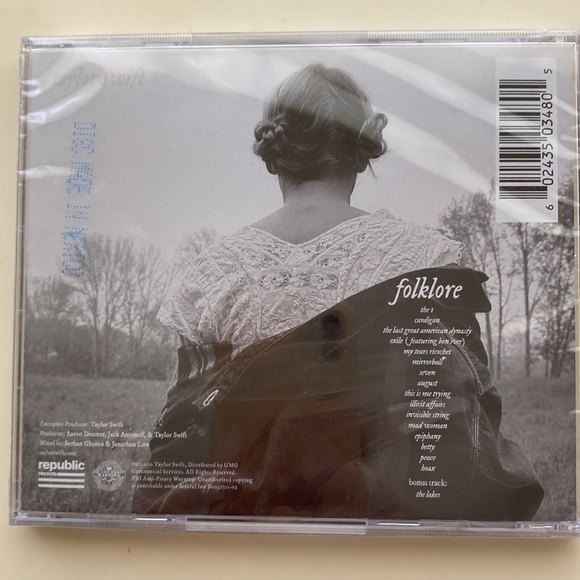 Taylor Swift CD Folklore - Picture 2 of 2